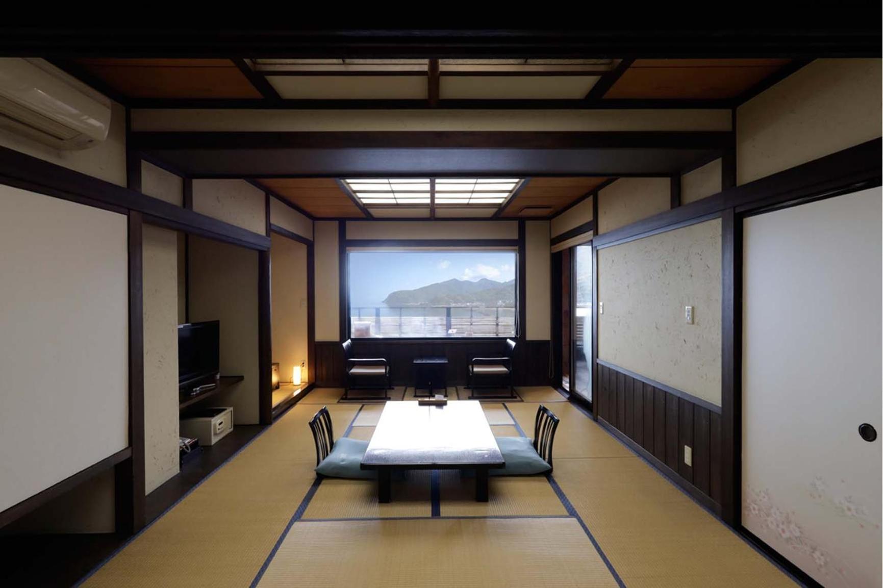 Отель Shin Kaikatei Izumi Идзу Номер фото